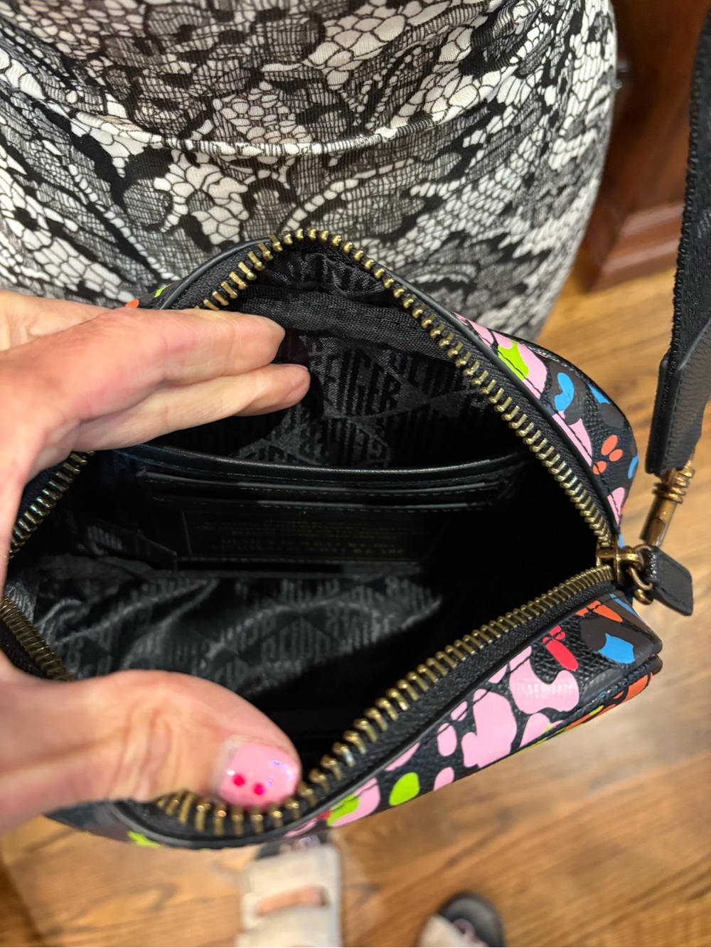 Kurt Geiger London Hampstead Camera Bag - Picture 8 of 12